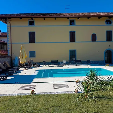Casa Pellis