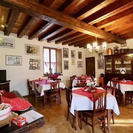 Casa Pellis *