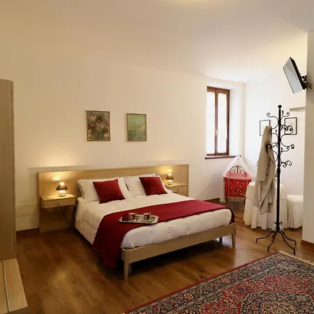 Casa Pellis Bed & Breakfast *